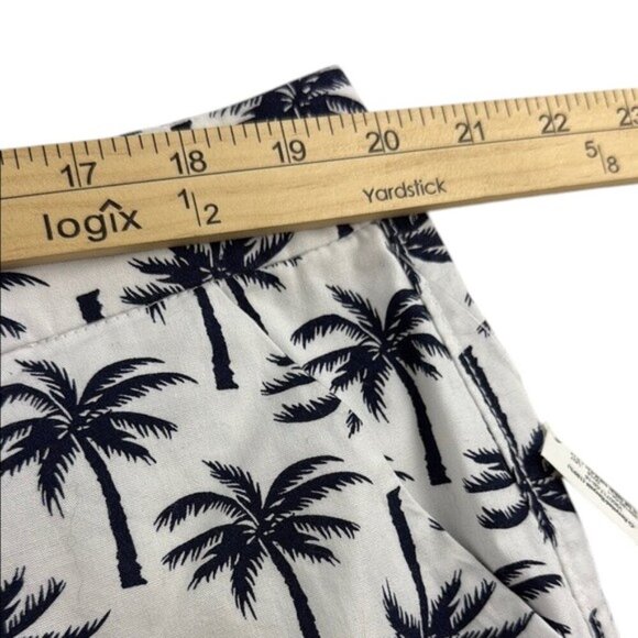 Old Navy Shorts Cotton White & Navy Palm Tree Women's Size 16 - Picture 4 of 9
